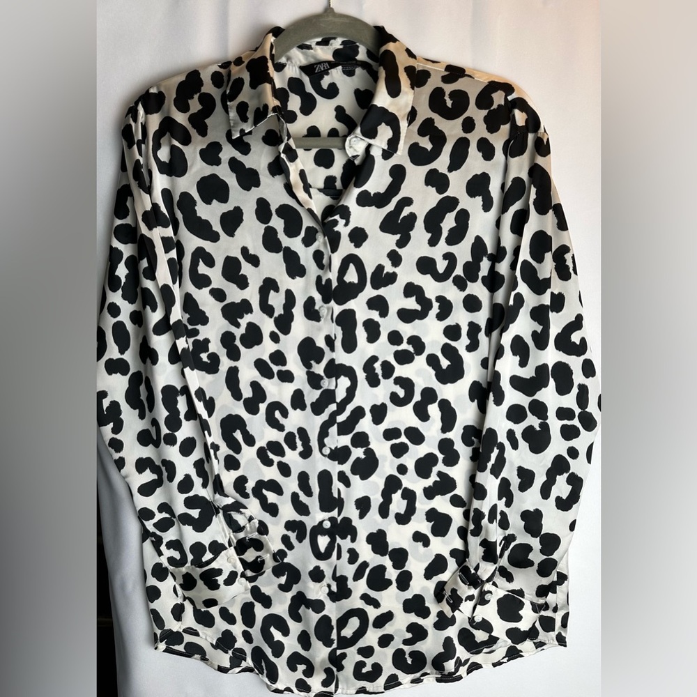 Zara Leopard Silky Print Button Blouse XSmall